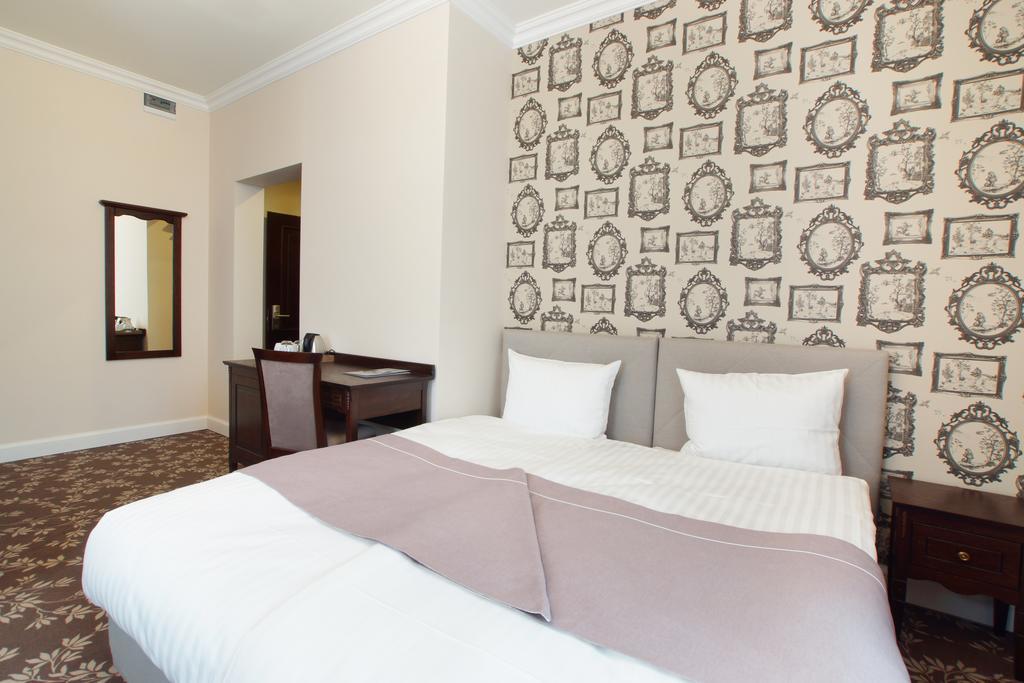 Villa La Pierre Strzegom Cameră foto