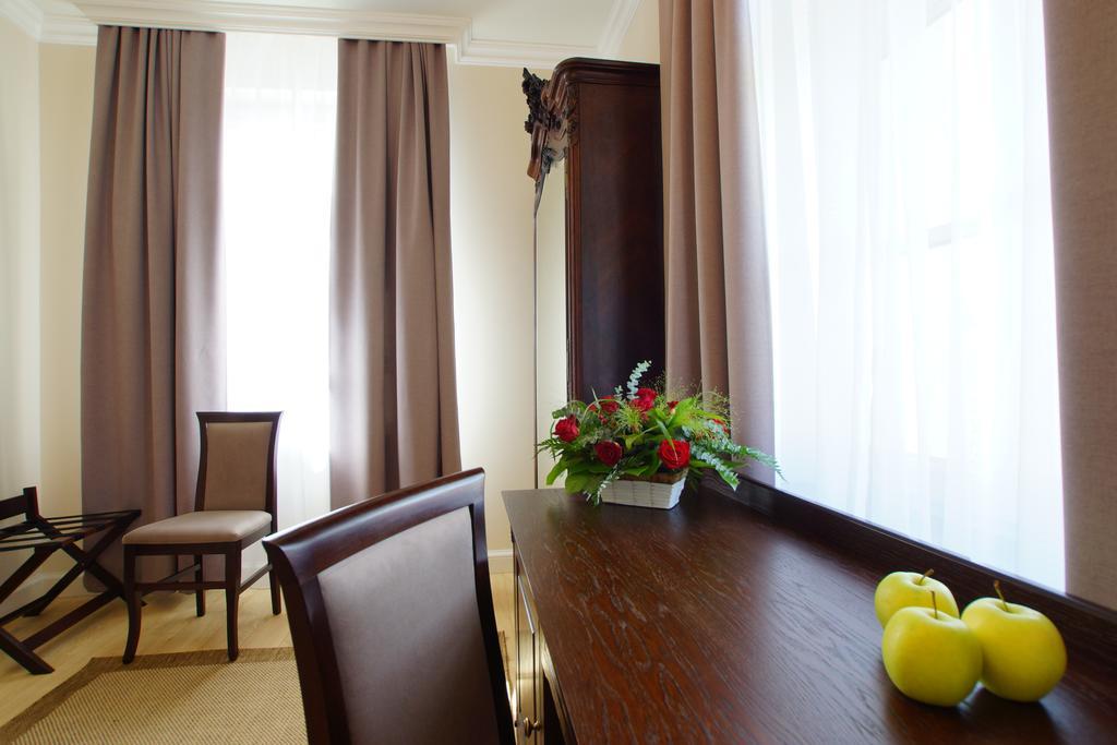Villa La Pierre Strzegom Cameră foto